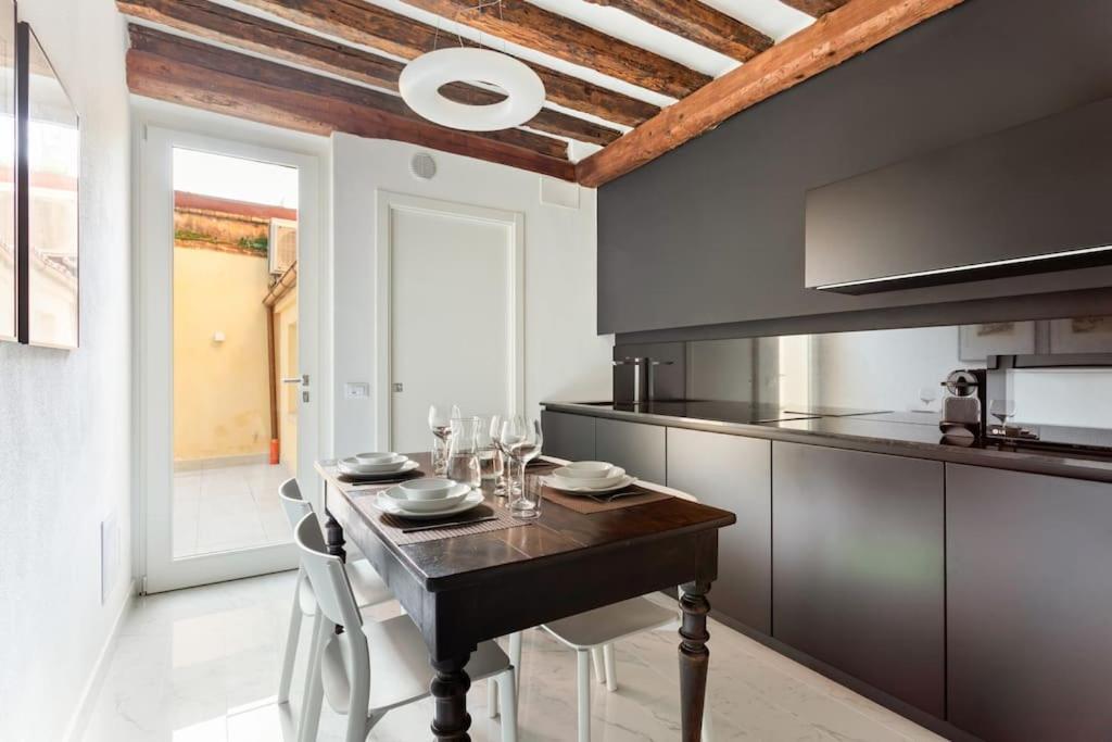 Dimora San Lorenzo Luxury Apartment Venecia Exterior foto
